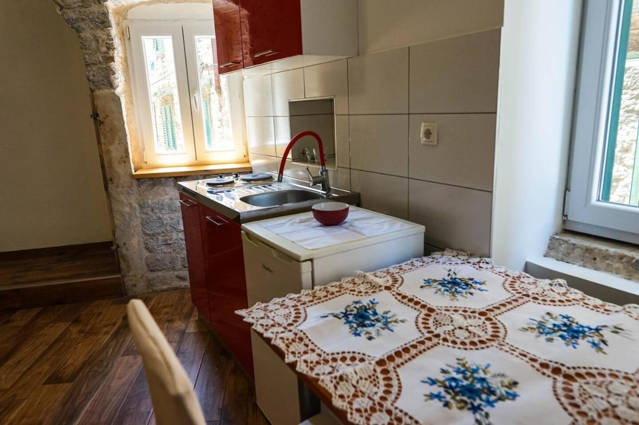 Studio Apartment In The Old City Of 希贝尼克 外观 照片