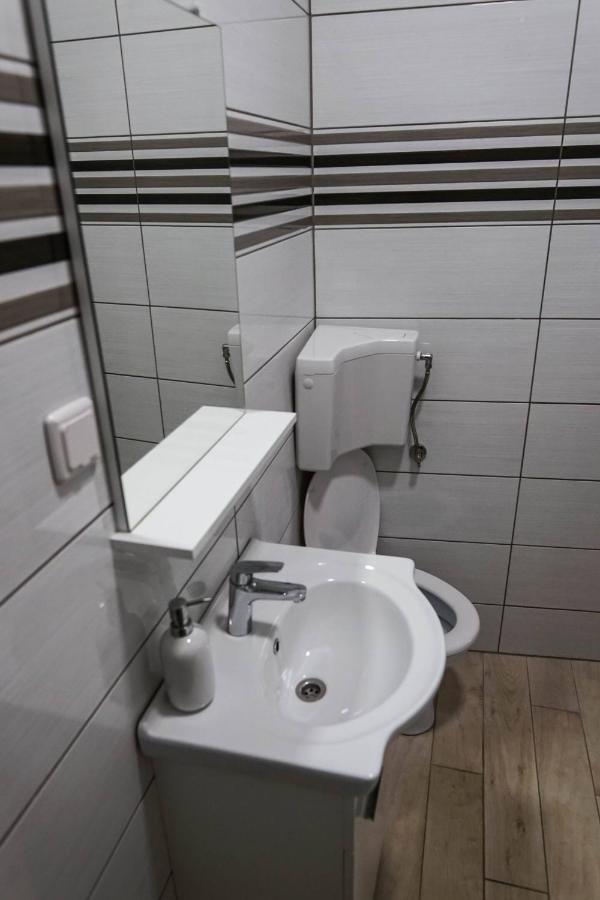Studio Apartment In The Old City Of 希贝尼克 外观 照片